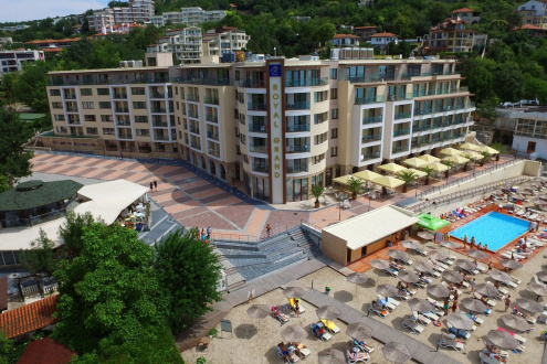 ROYAL GRAND HOTEL & SPA - Изображение 1